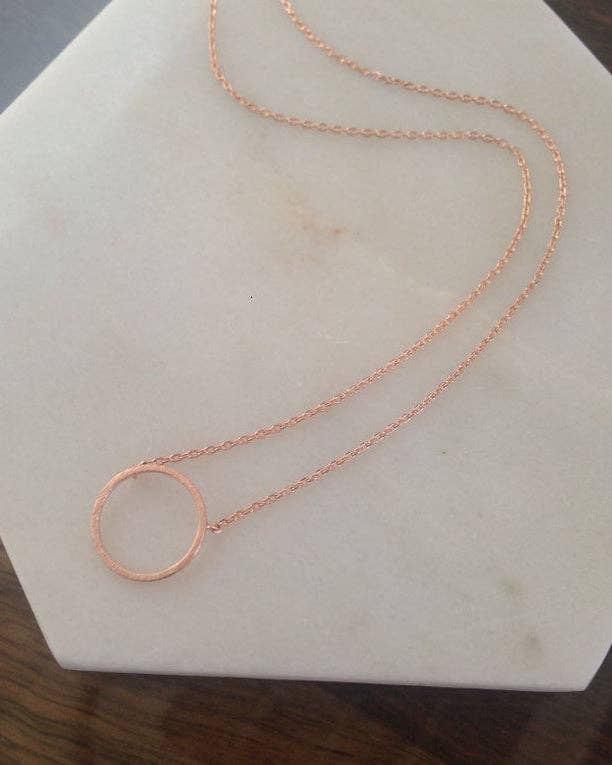 Geo Circle Necklace: Silver