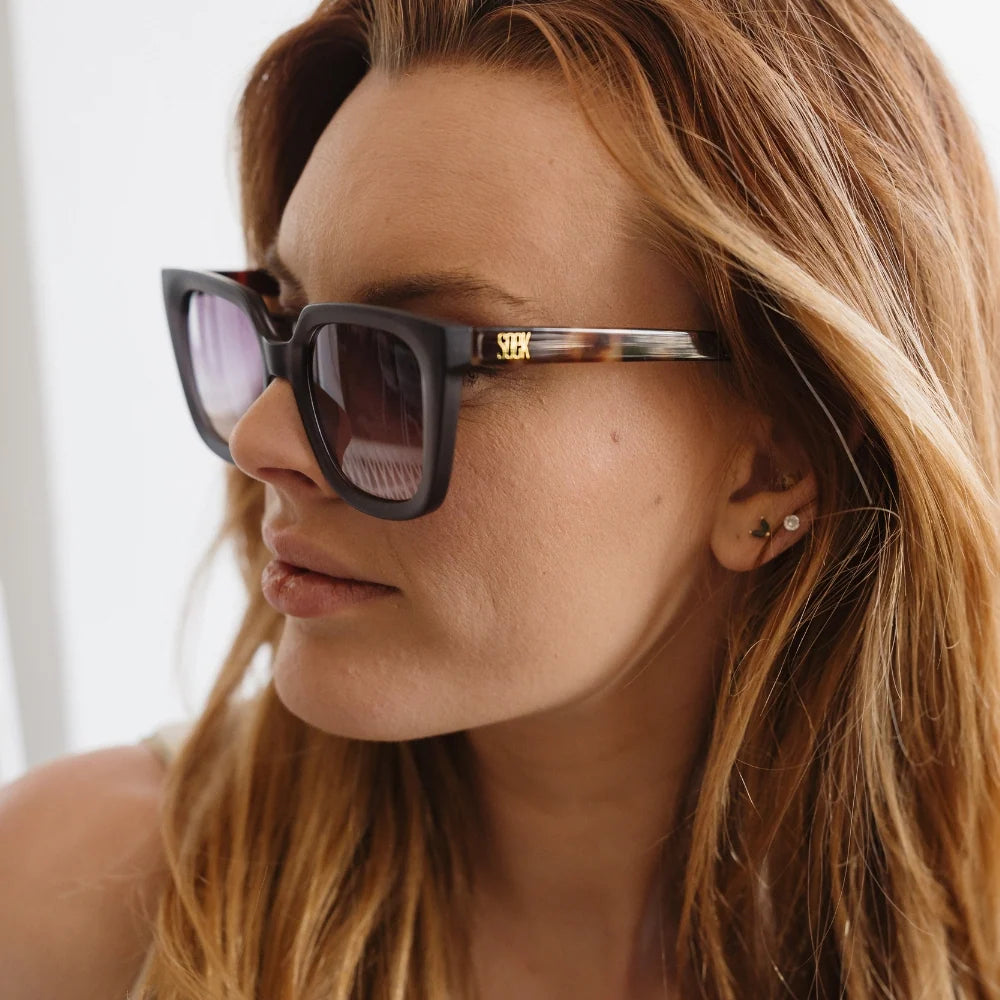 Sunglass Readers / Soluna Smoke