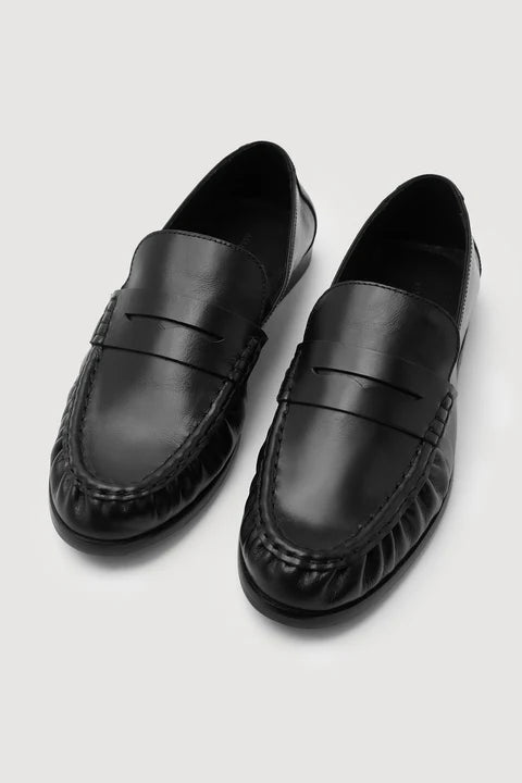 Avenue Leather Loafer | Black