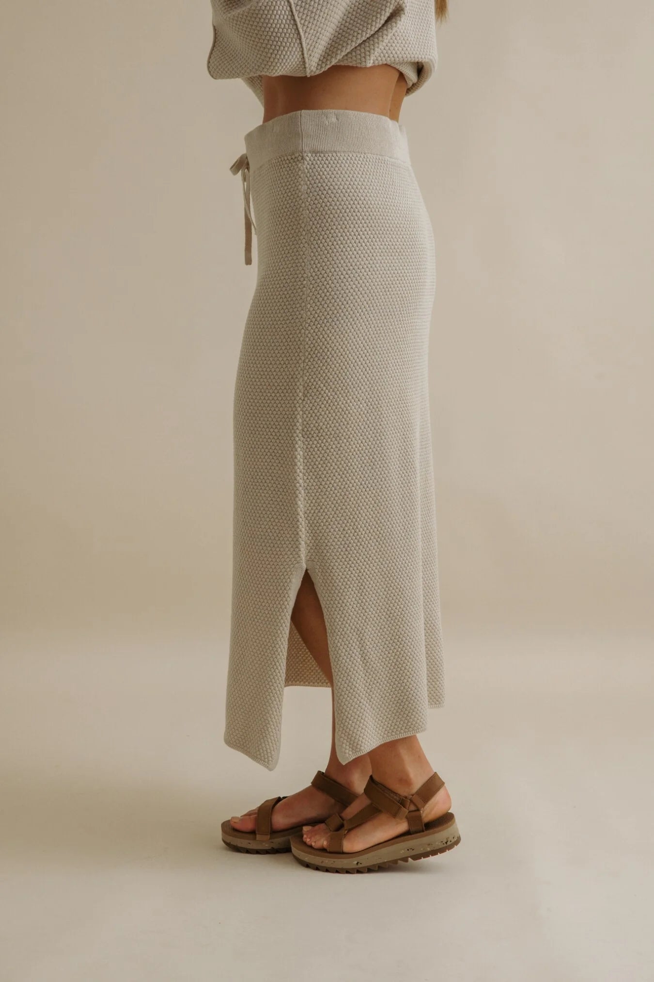 Coral Knitted / Skirt - Sand Combo