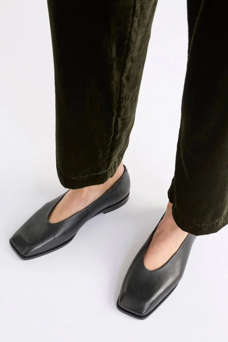 Feldde Flats / Black