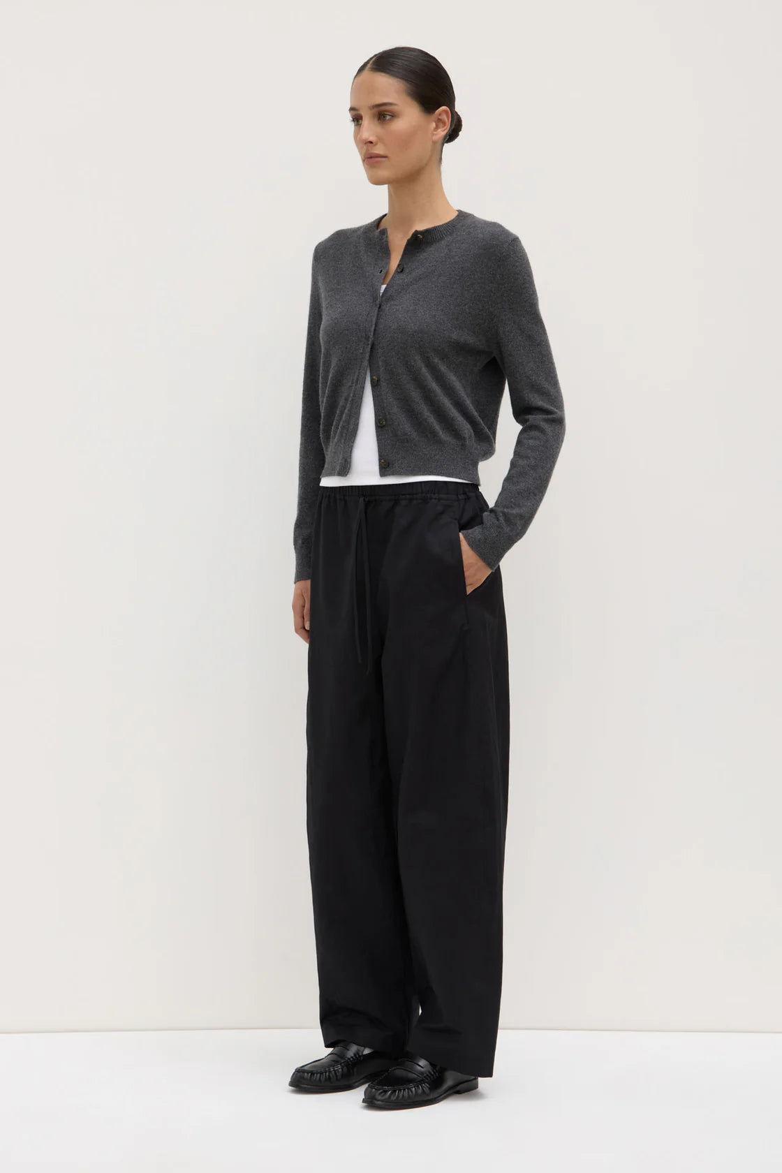 Lara Cashmere Knit / Cardigan - Charcoal
