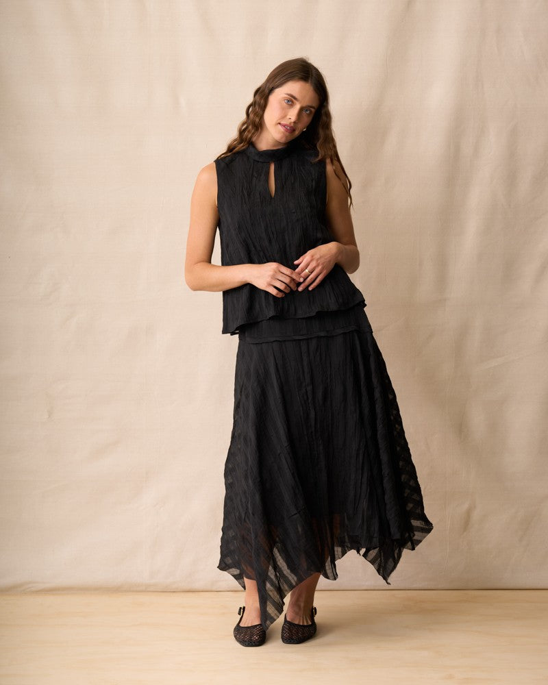 Art House Skirt / Ebony