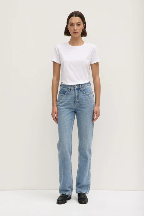 Classic Straight Leg / Jeans - Indigo Fade
