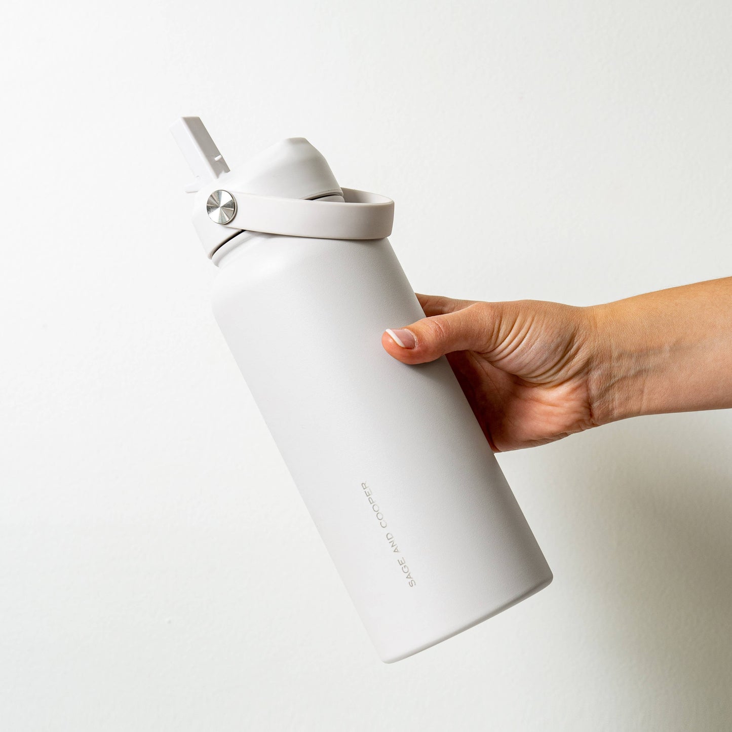 The Sage & Cooper Insulated Drink Bottle: Black / 1 Litre