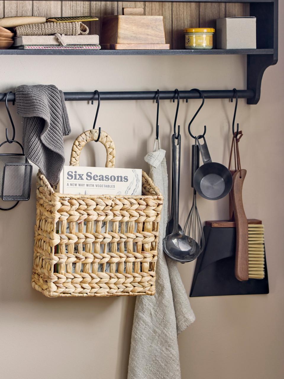 Iddi Measuring Cup | Black