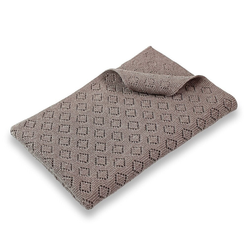 Knitted Baby Blanket / Milo - Diamond