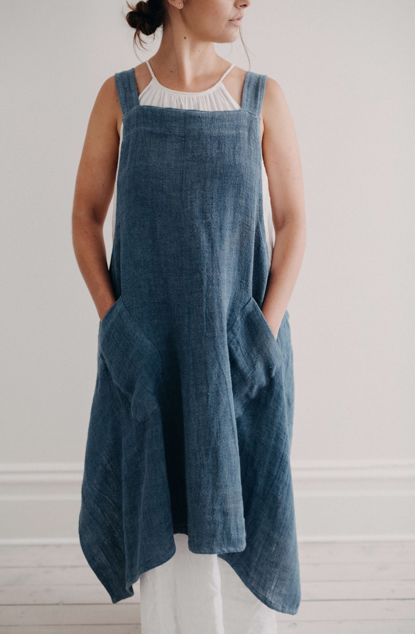 Harlow Woven Linen Apron | Stone