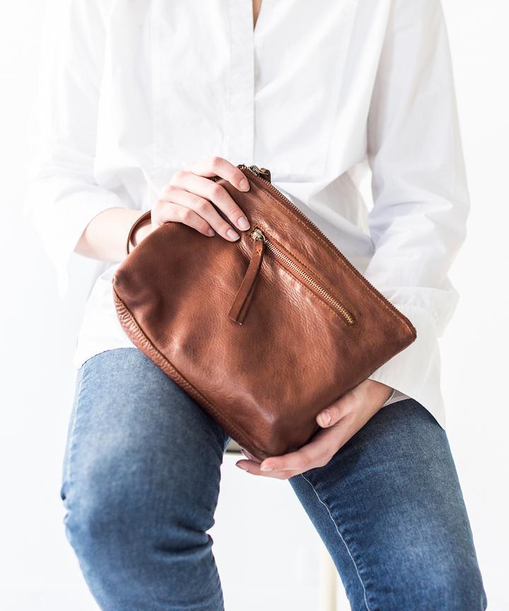 Essential Pouch