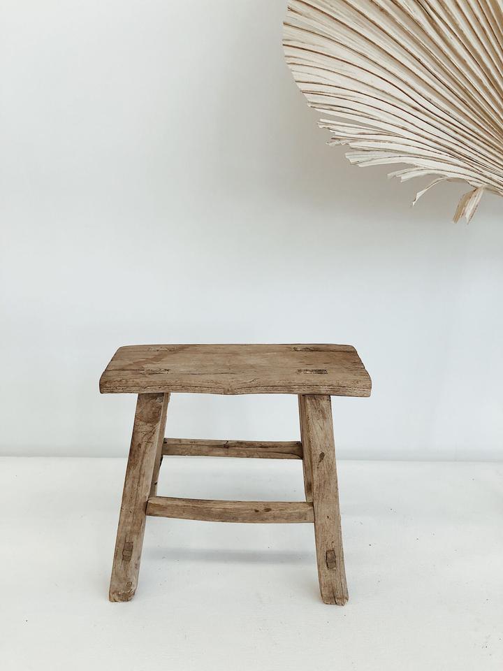Elm Wood / Workers Display Stool -XS