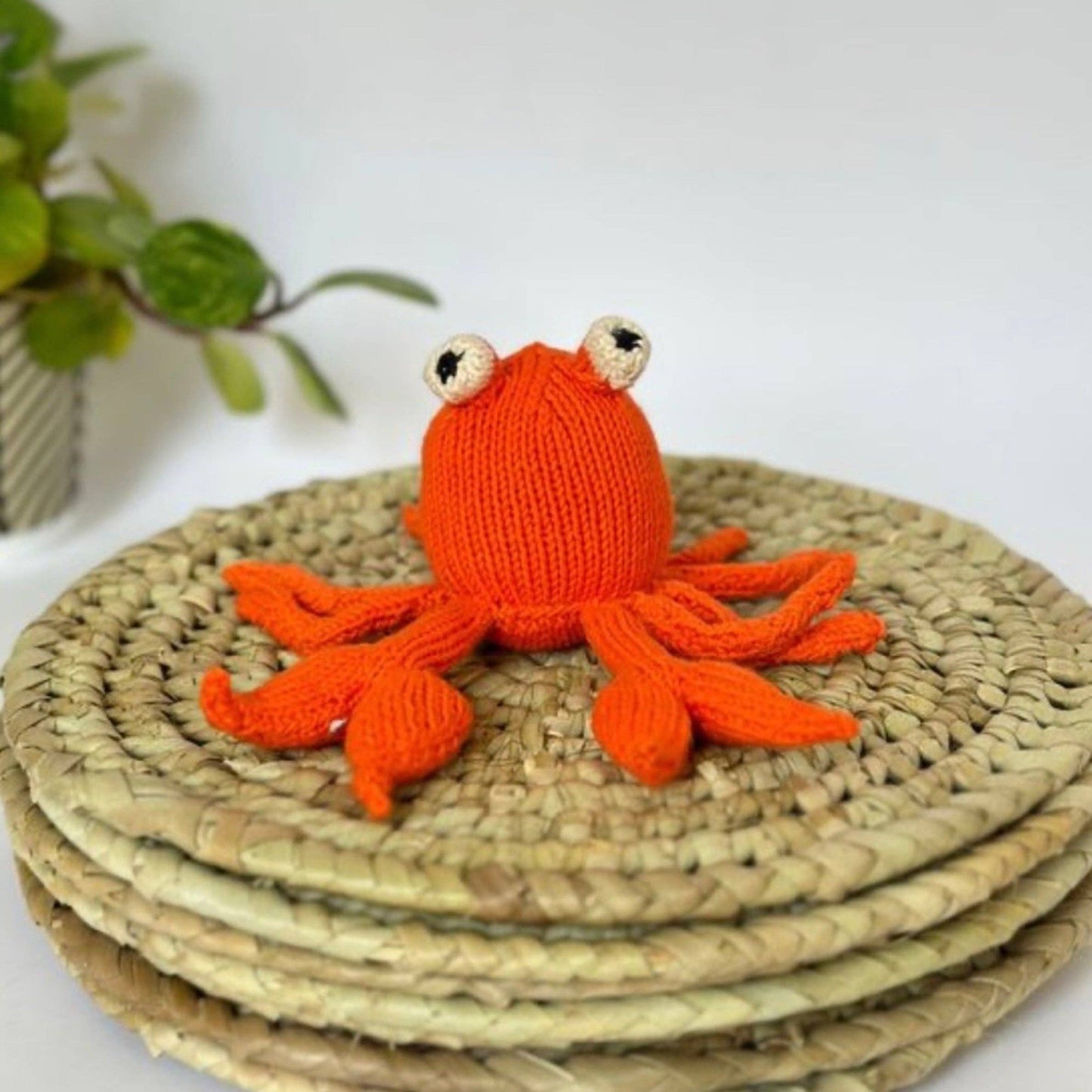 Organic Knit Toy / Sunny the Crab