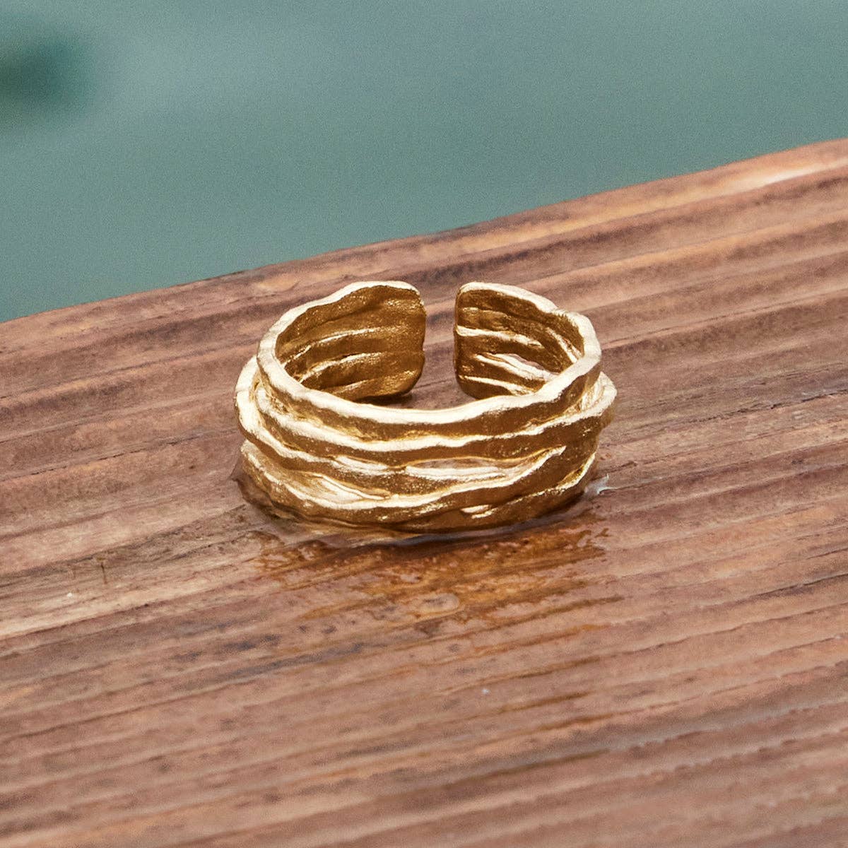 Coral Ring | Gold