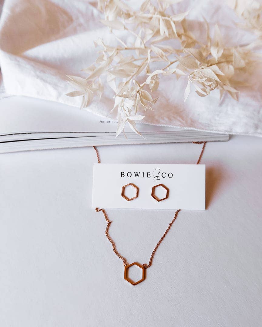Hexagon Geo Stud Earrings: Silver