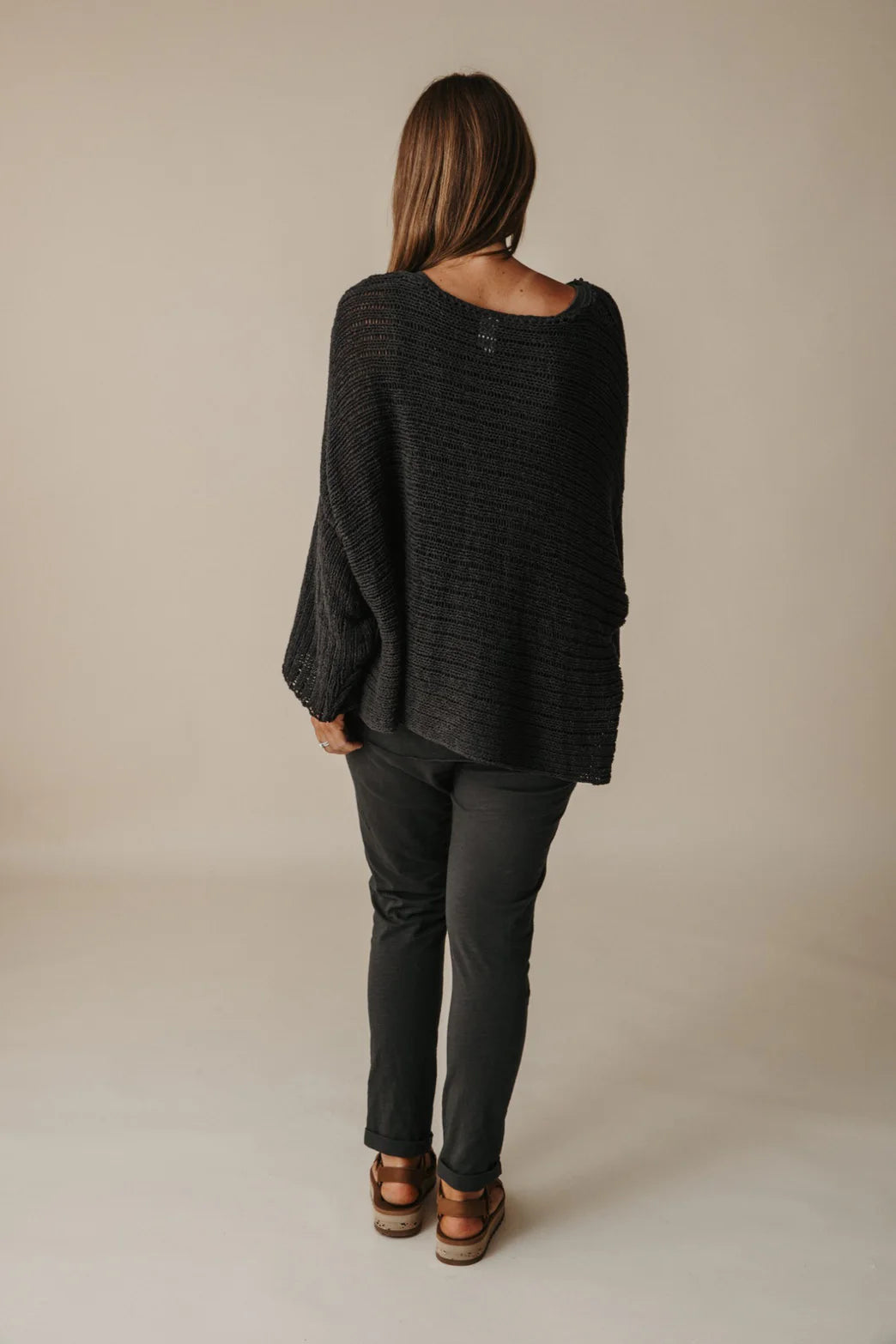 Coast To Coast Pullover | Black Sand