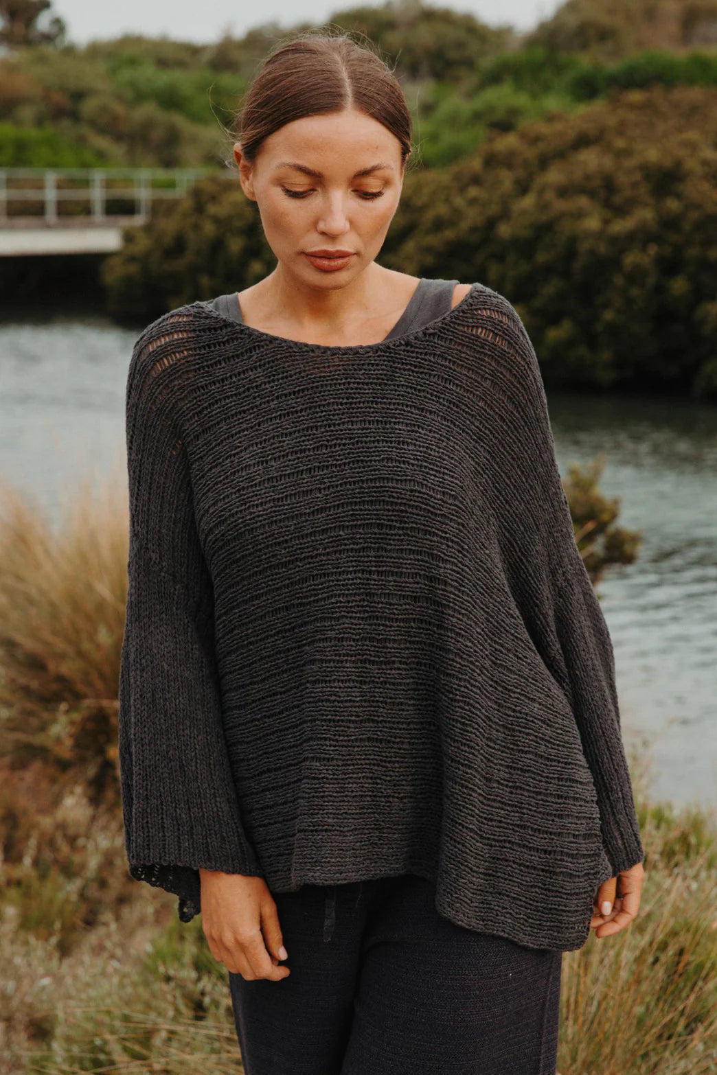 Coast To Coast Pullover | Black Sand