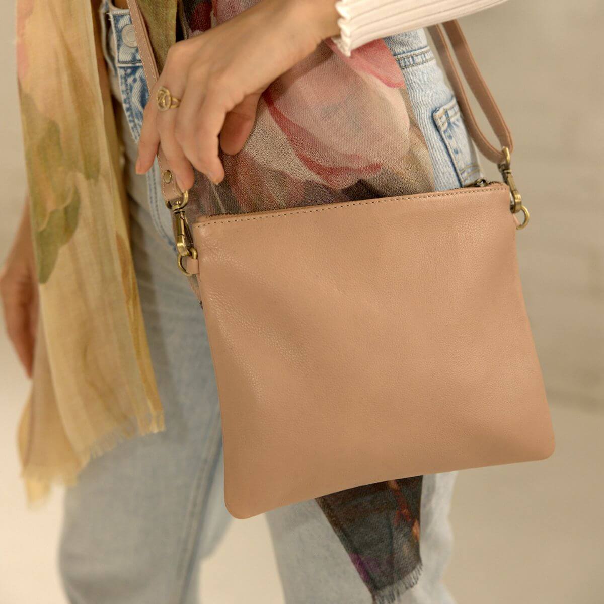 Tani Crossbody Bag