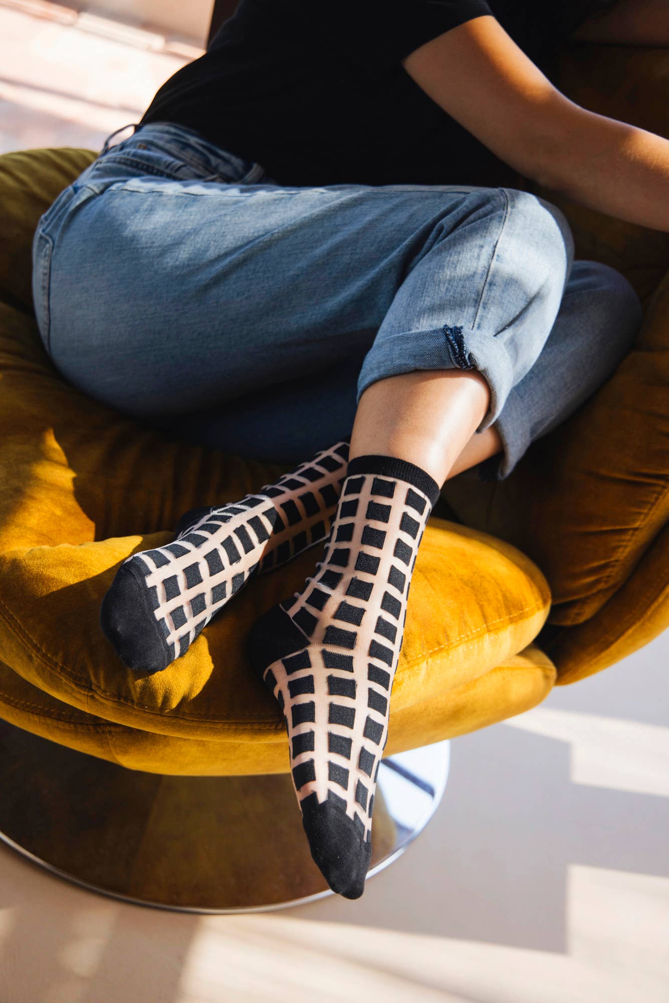 GINZA BLACK • Women's transparent graphic socks: 39/41