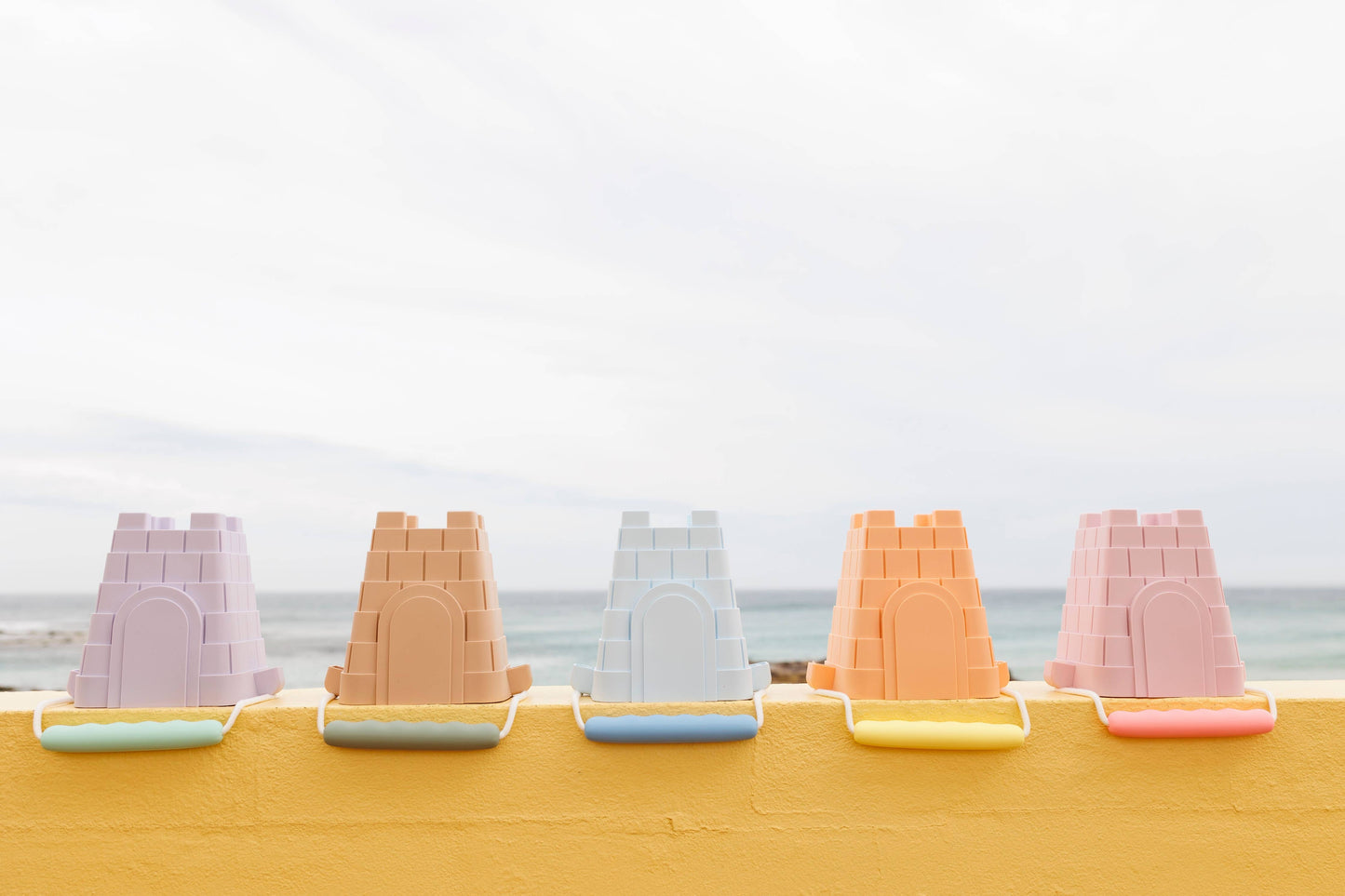 Clovelly Castle Bucket / Tan