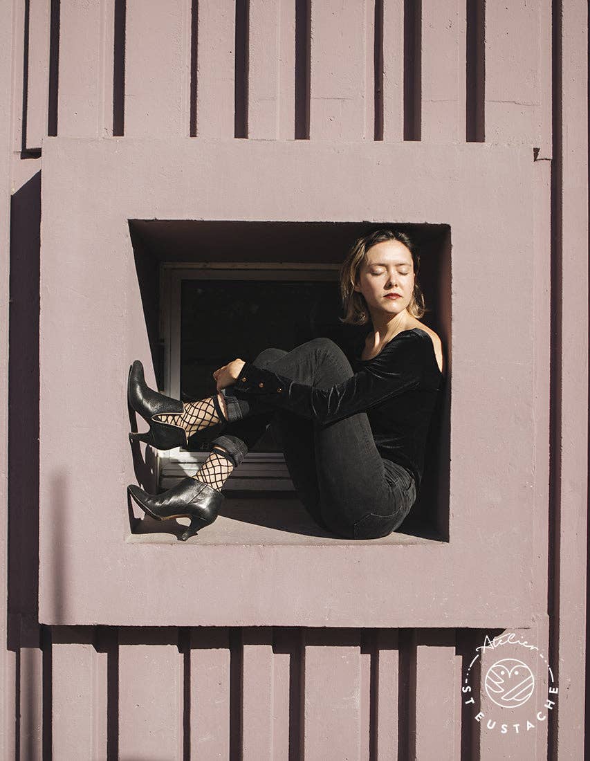BROOKLYN BRIDGE BLACK • Transparent fishnet socks: 39/41