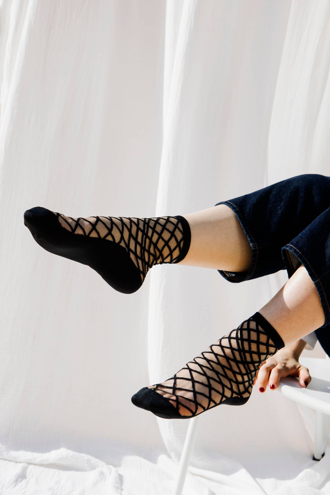 BROOKLYN BRIDGE BLACK • Transparent fishnet socks: 39/41
