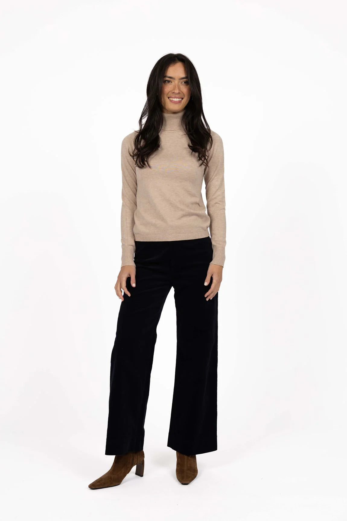 Alana Skivvy / Birch