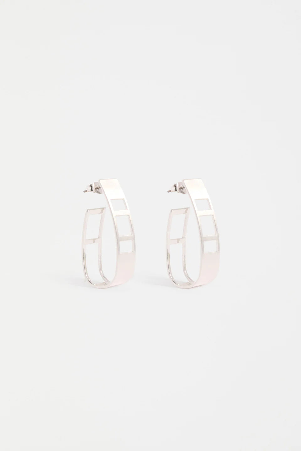 Skeni Earring