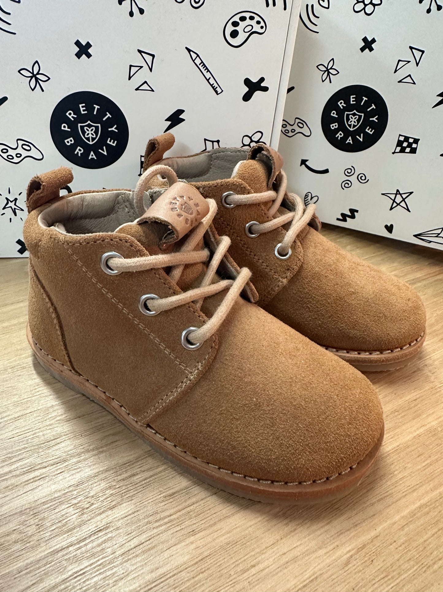 Pretty Brave Shoes - Desert Boot Tan