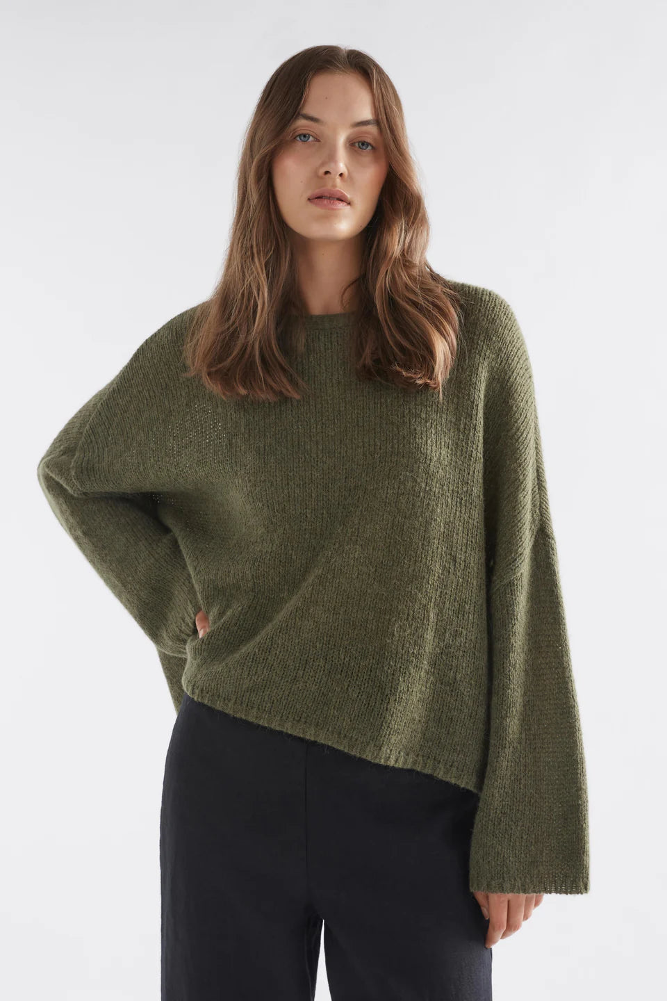 Agna Sweater / Dark Olive