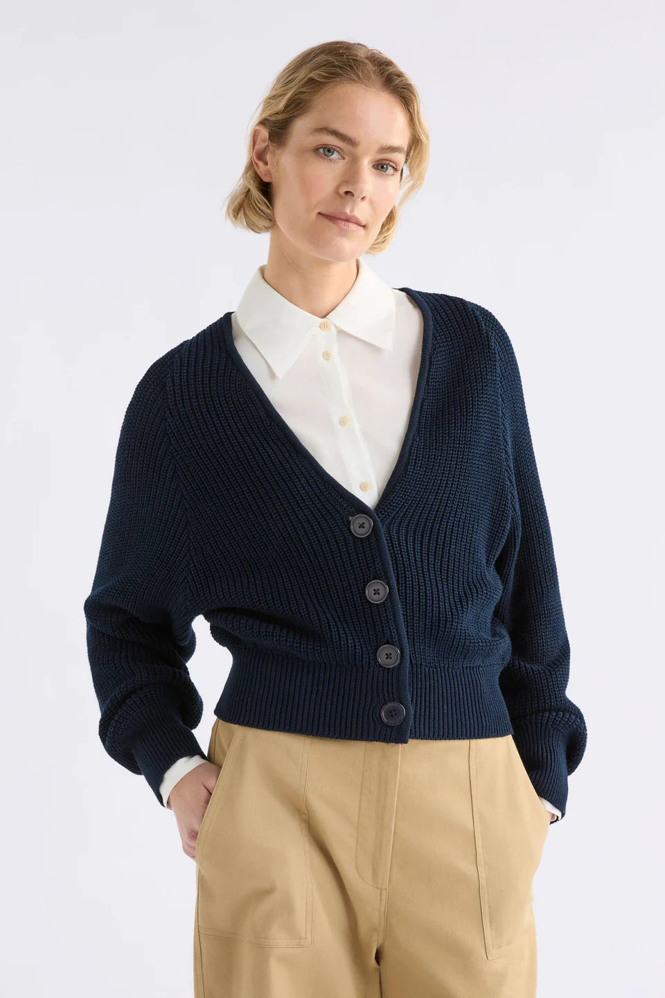 Saari Cardigan / Bright Navy
