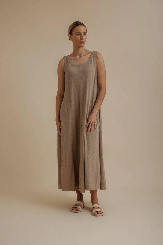 Seabreeze Flow Dress / Dune
