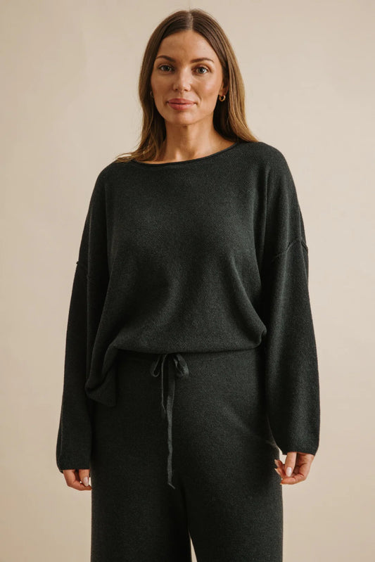 Winter Retreat Pullover / Pine
