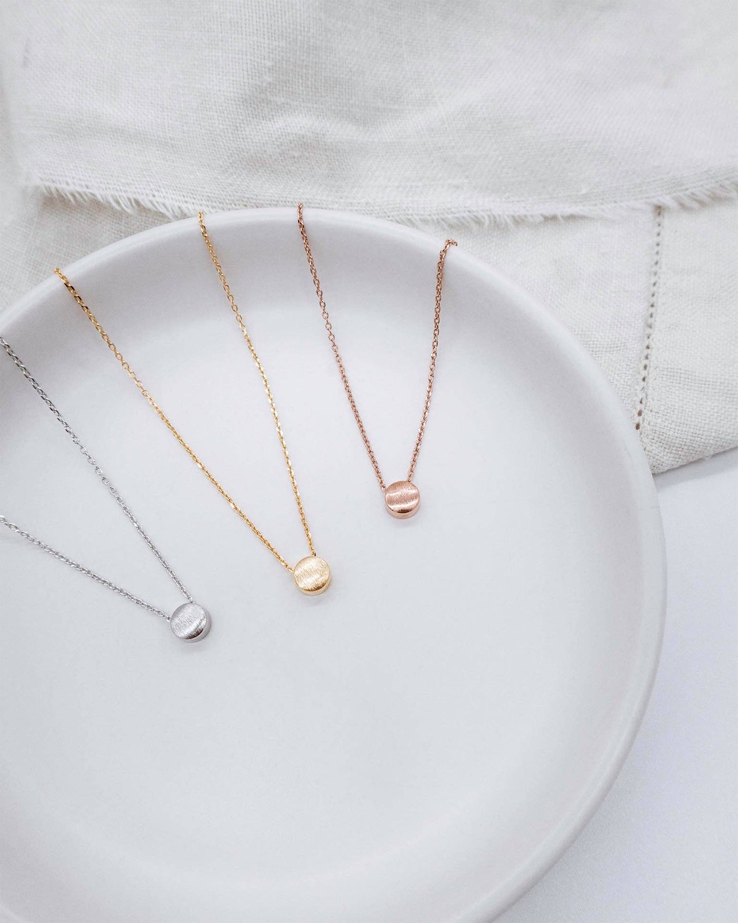 Classic Dot Necklace: Silver