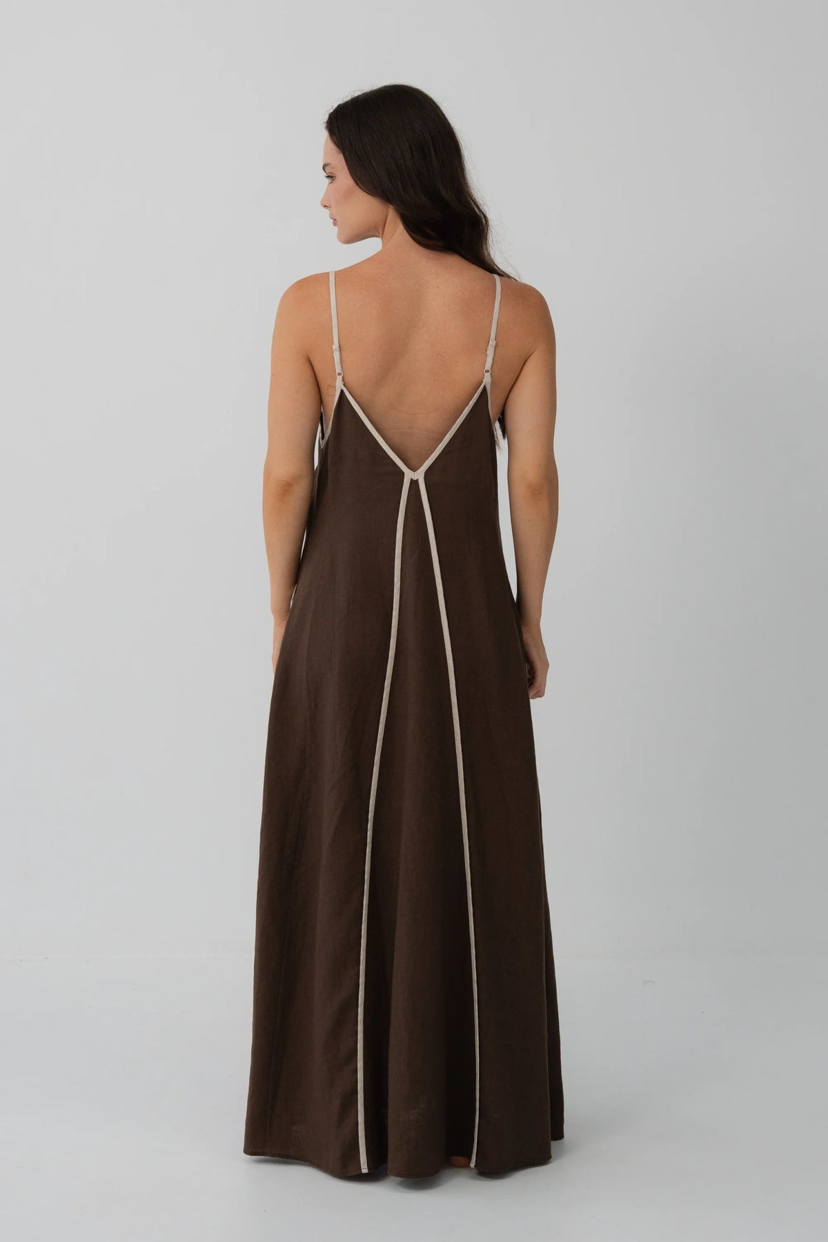 Azalea Linen Dress / Chocolate