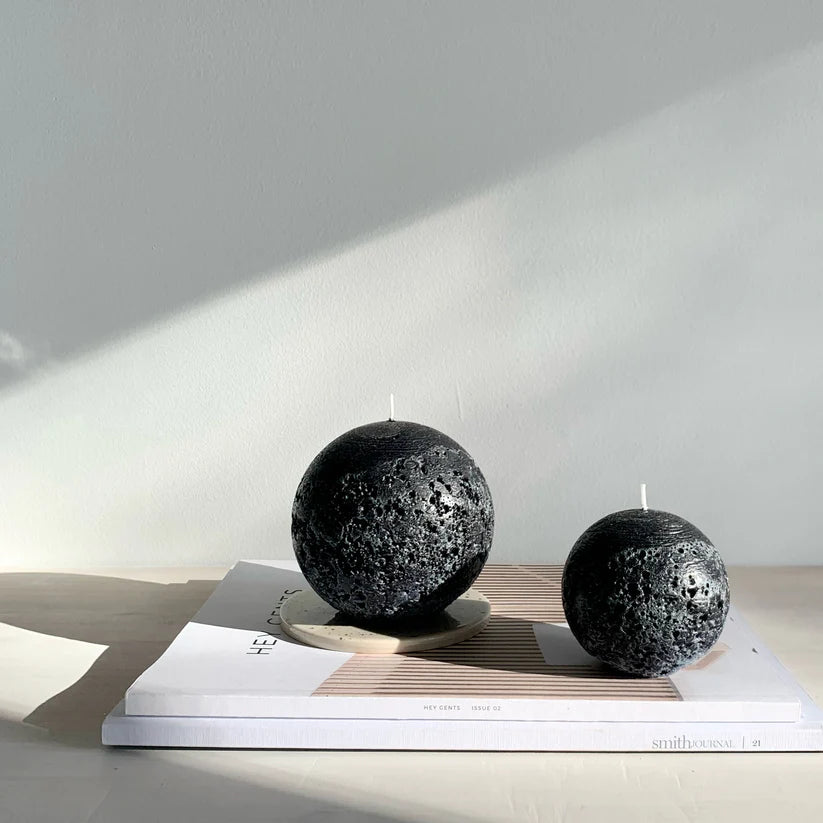 Textured Sphere Candle | Black