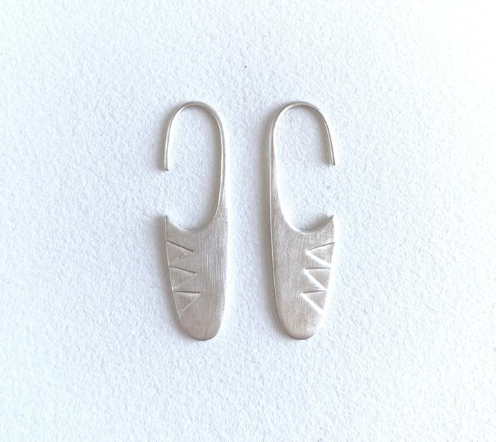Earrings / Tri Tri Pin