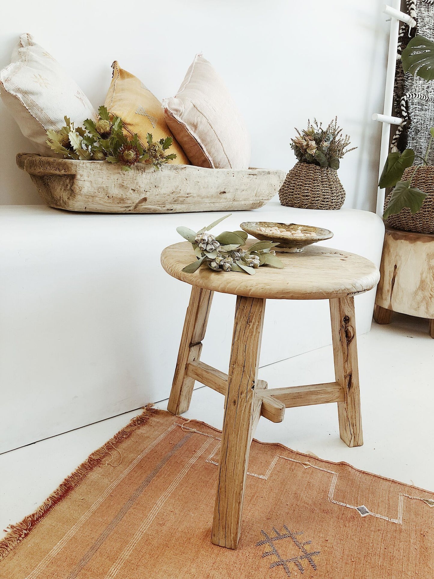 Round Elm Tea Table
