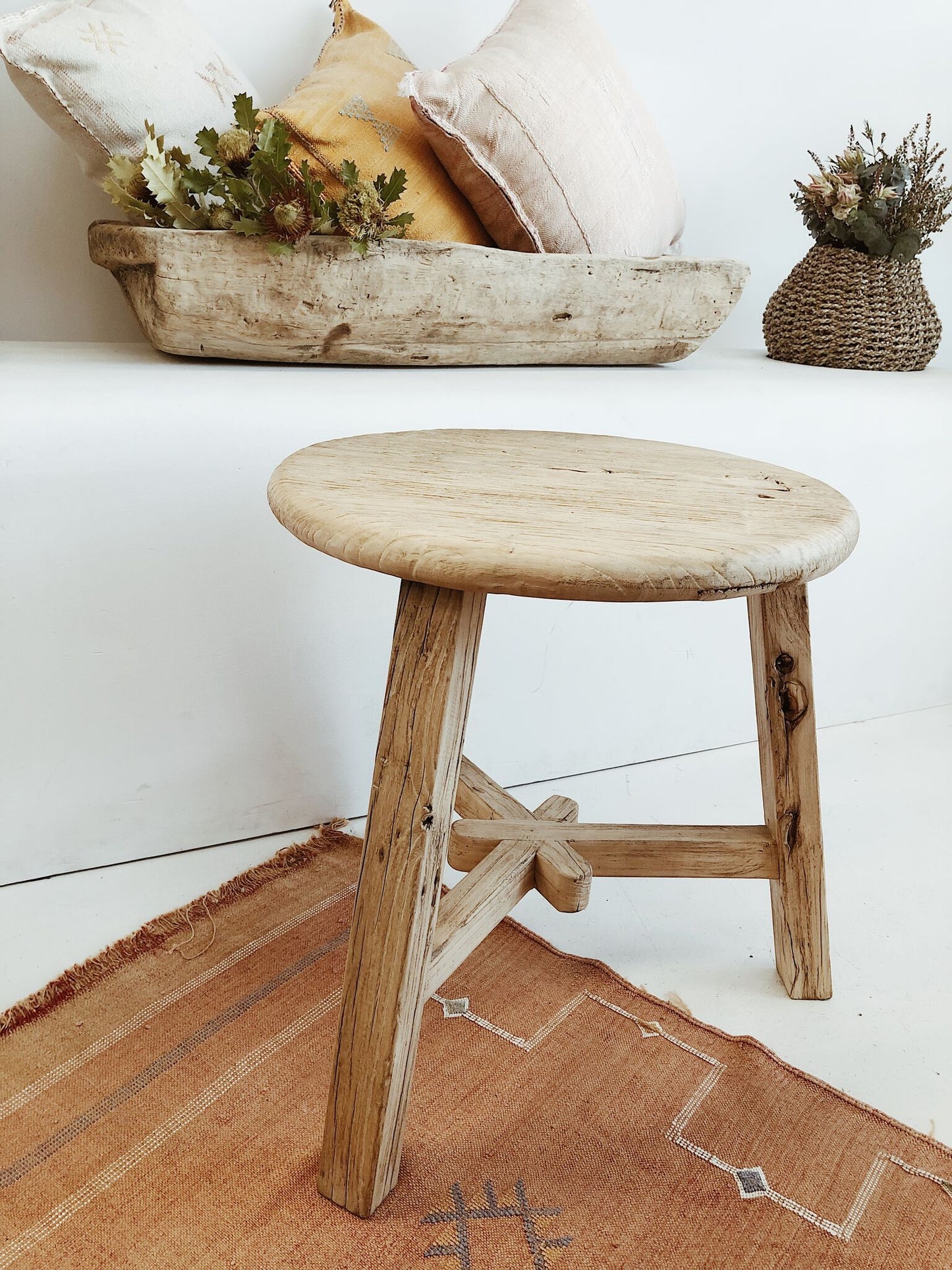 Round Elm Tea Table